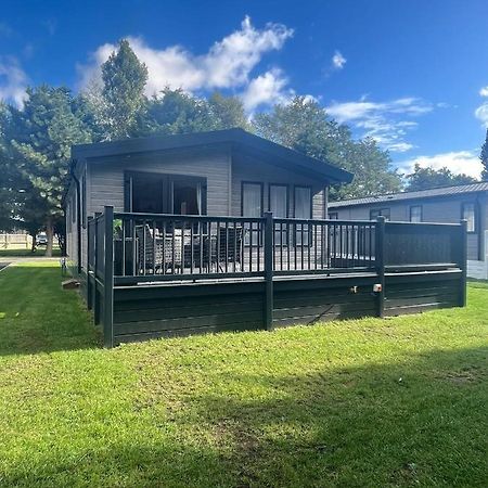 Copse View Lodge With Hot Tub York Eksteriør bilde